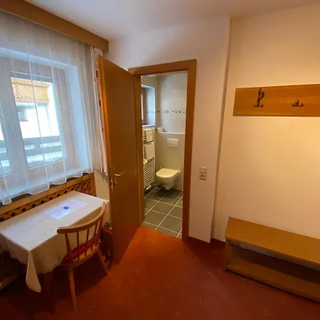 Bed & Breakfast Kandaharblick Pettneu am Arlberg