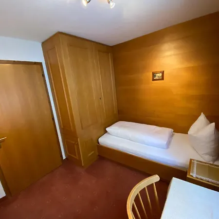 Bed & Breakfast Kandaharblick