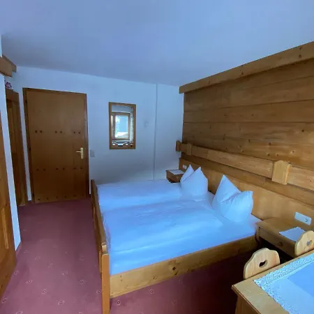 Kandaharblick Bed & Breakfast