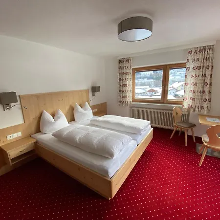 Kandaharblick Bed & Breakfast *