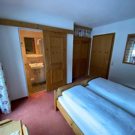 Kandaharblick Bed & Breakfast Pettneu am Arlberg