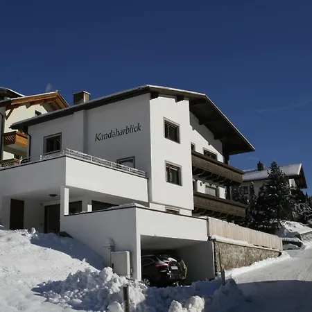 Kandaharblick Bed & Breakfast